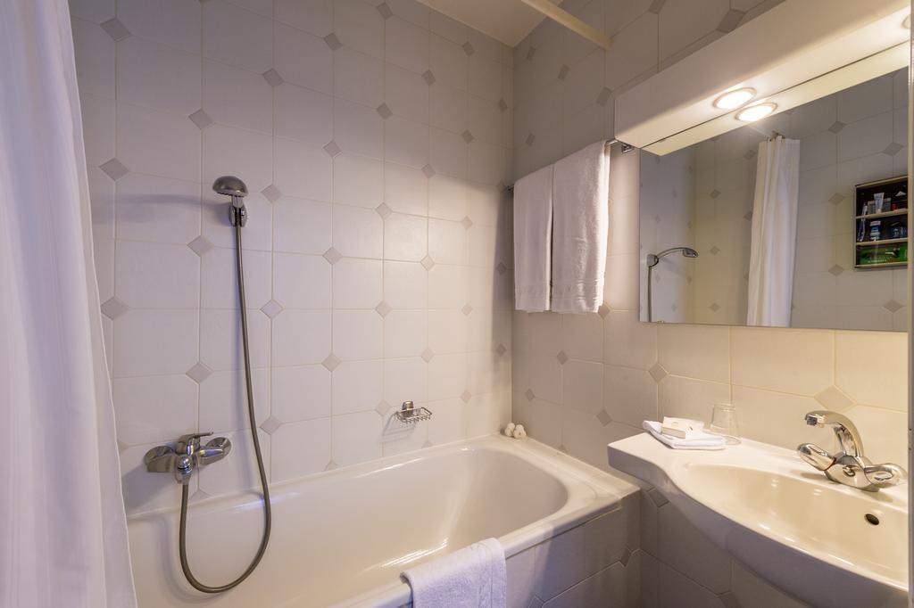Churchill 4* Geneva
